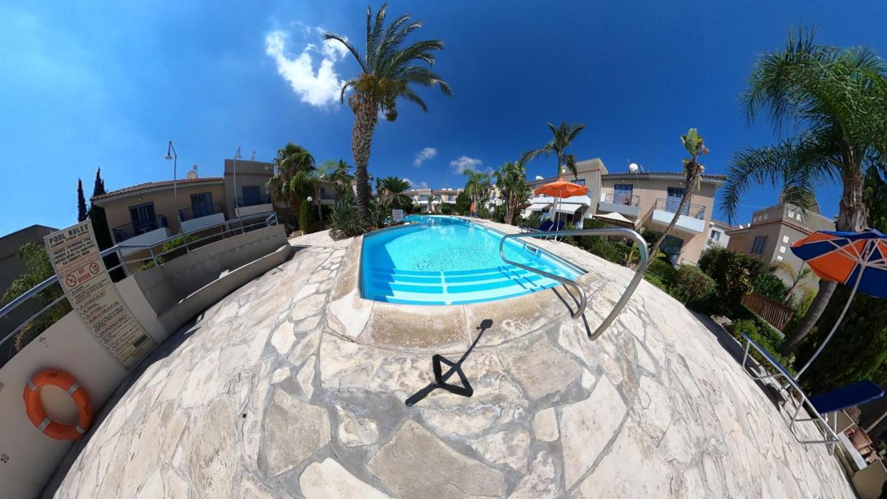 Maya Paphos Exterior foto